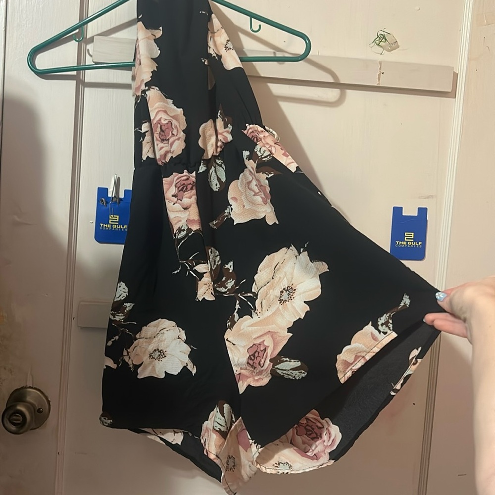 floral print backless romper